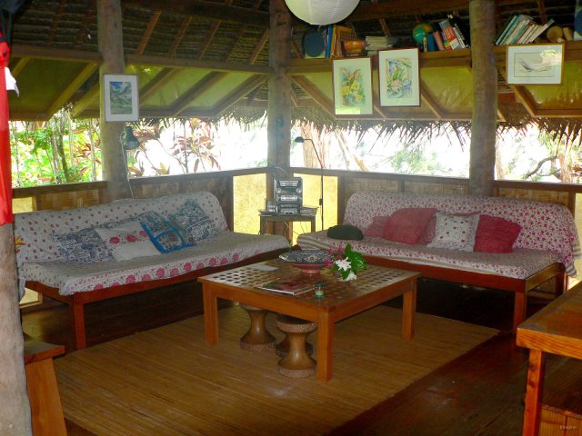 113- Interieur polynesien, le salon 